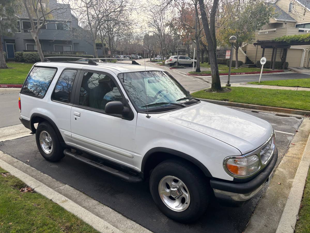 Ford-explorer-1996-3