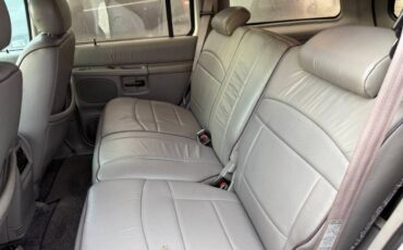 Ford-explorer-limited-4dr-suv-1995-white-19