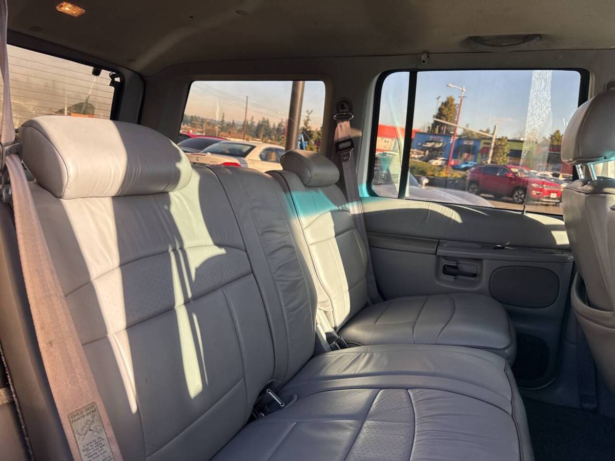 Ford-explorer-limited-4dr-suv-1995-white-20