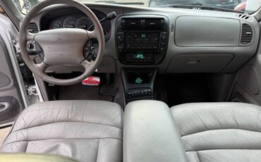 Ford-explorer-limited-4dr-suv-1995-white-3