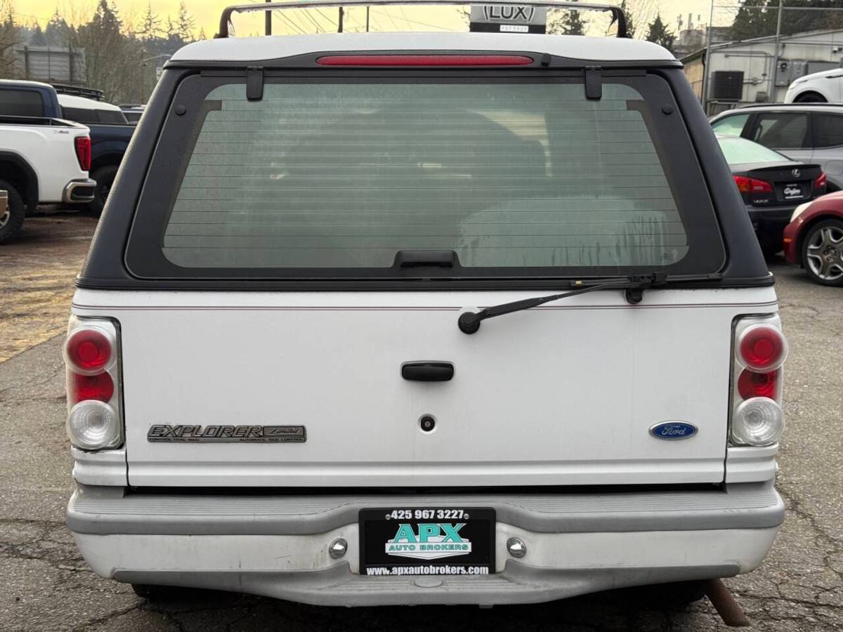 Ford-explorer-limited-4dr-suv-1995-white-8
