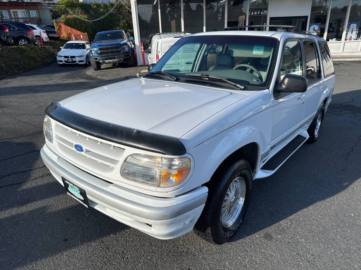 Ford-explorer-limited-4dr-suv-1995-white