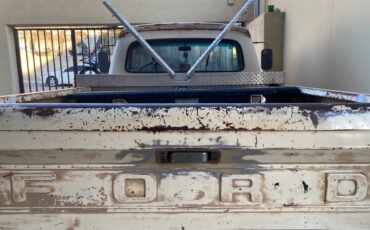 Ford-f-150-1965-white-4