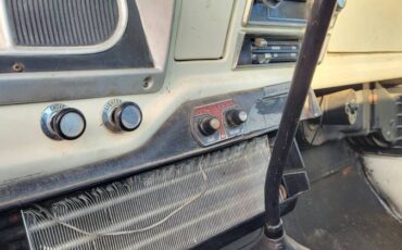 Ford-f-150-1969-white-12