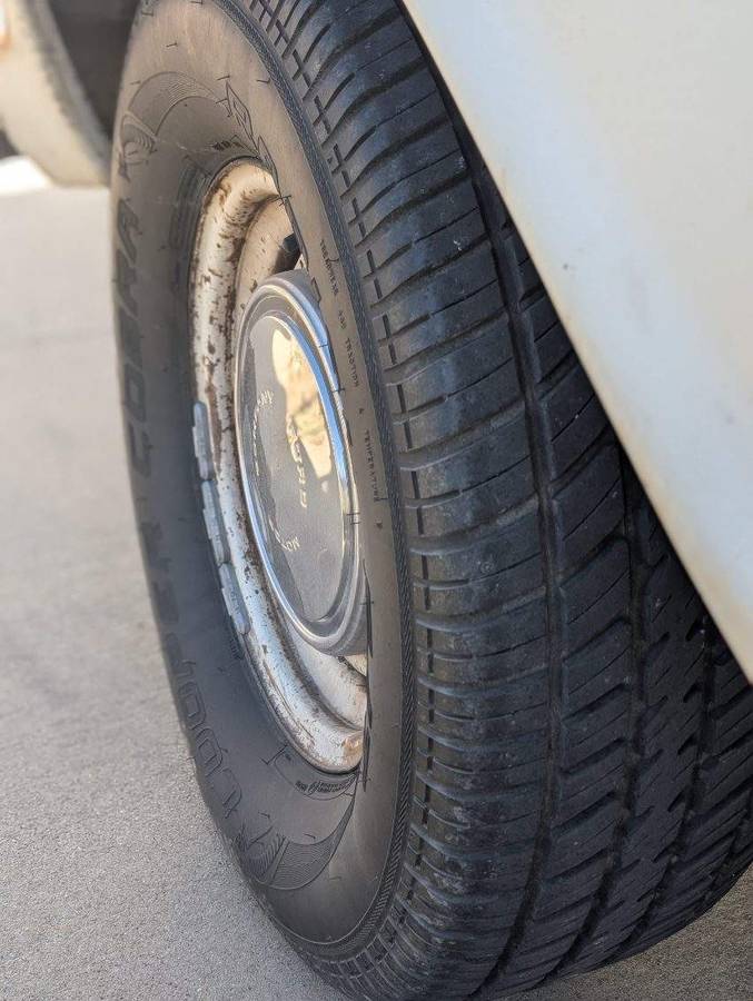 Ford-f-150-1969-white-14