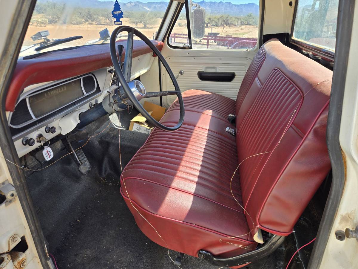 Ford-f-150-1969-white-2