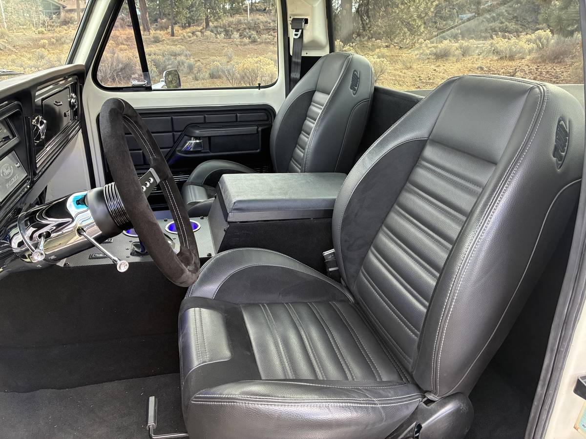 Ford-f-150-1976-green-1