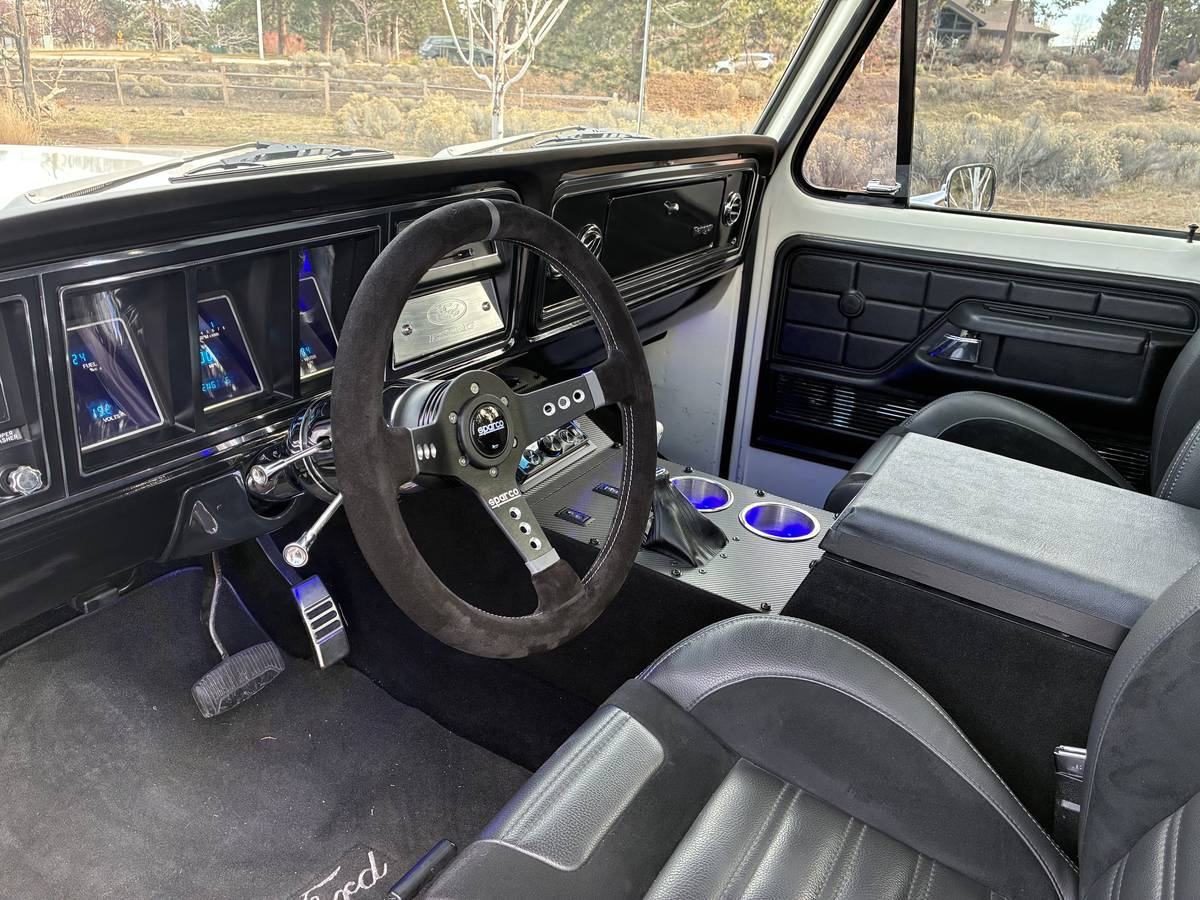 Ford-f-150-1976-green-9