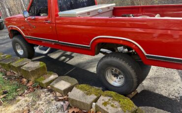 Ford-f-150-1984-red-1