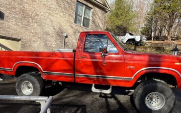 Ford-f-150-1984-red