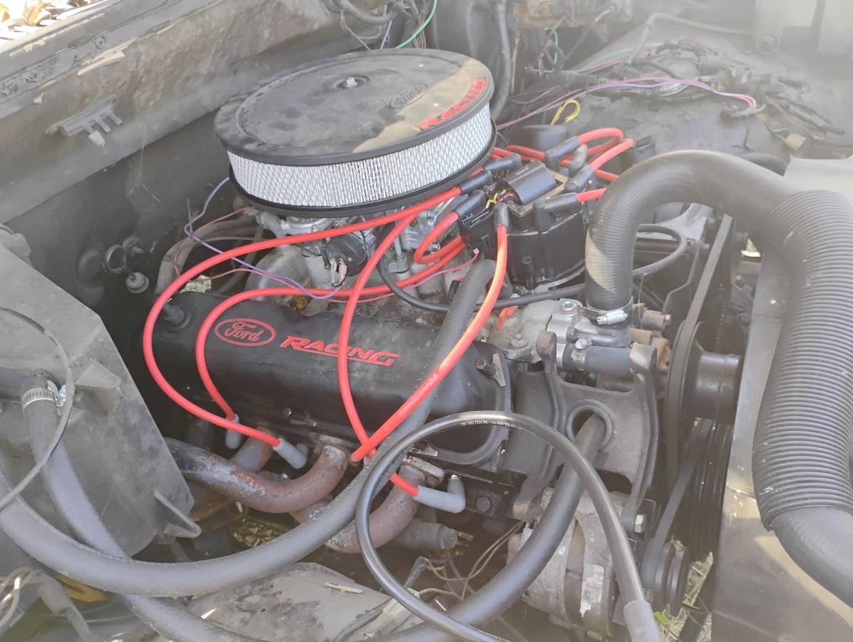 Ford-f-150-1985-black-14