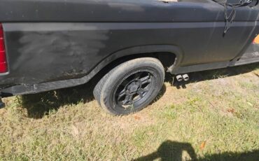 Ford-f-150-1985-black-5