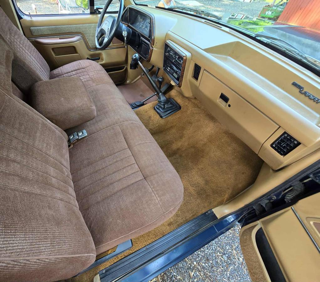 Ford-f-150-1988-blue-17