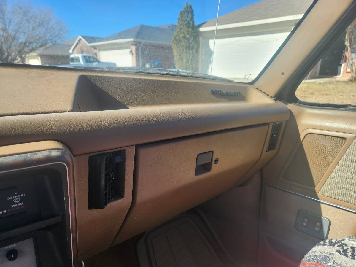 Ford-f-150-1988-brown-6