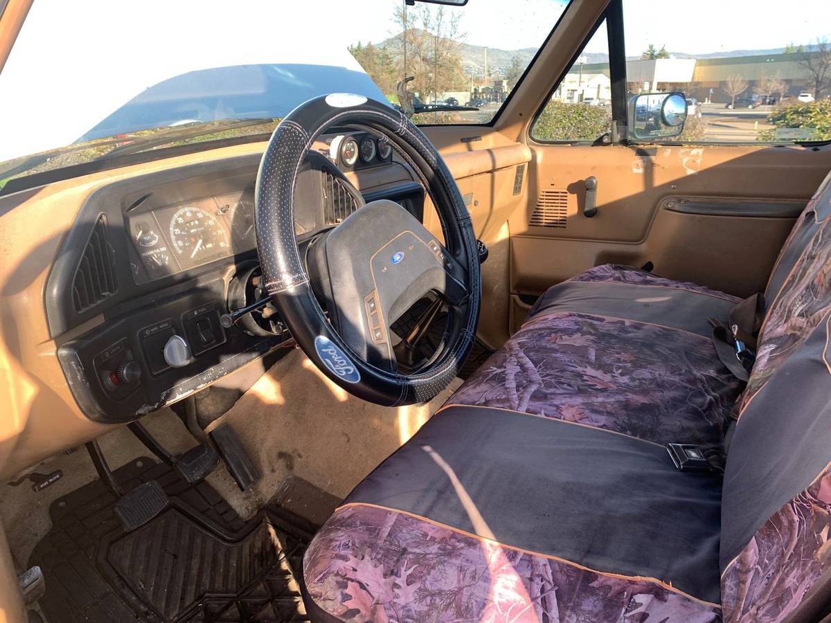 Ford-f-150-1989-white-1