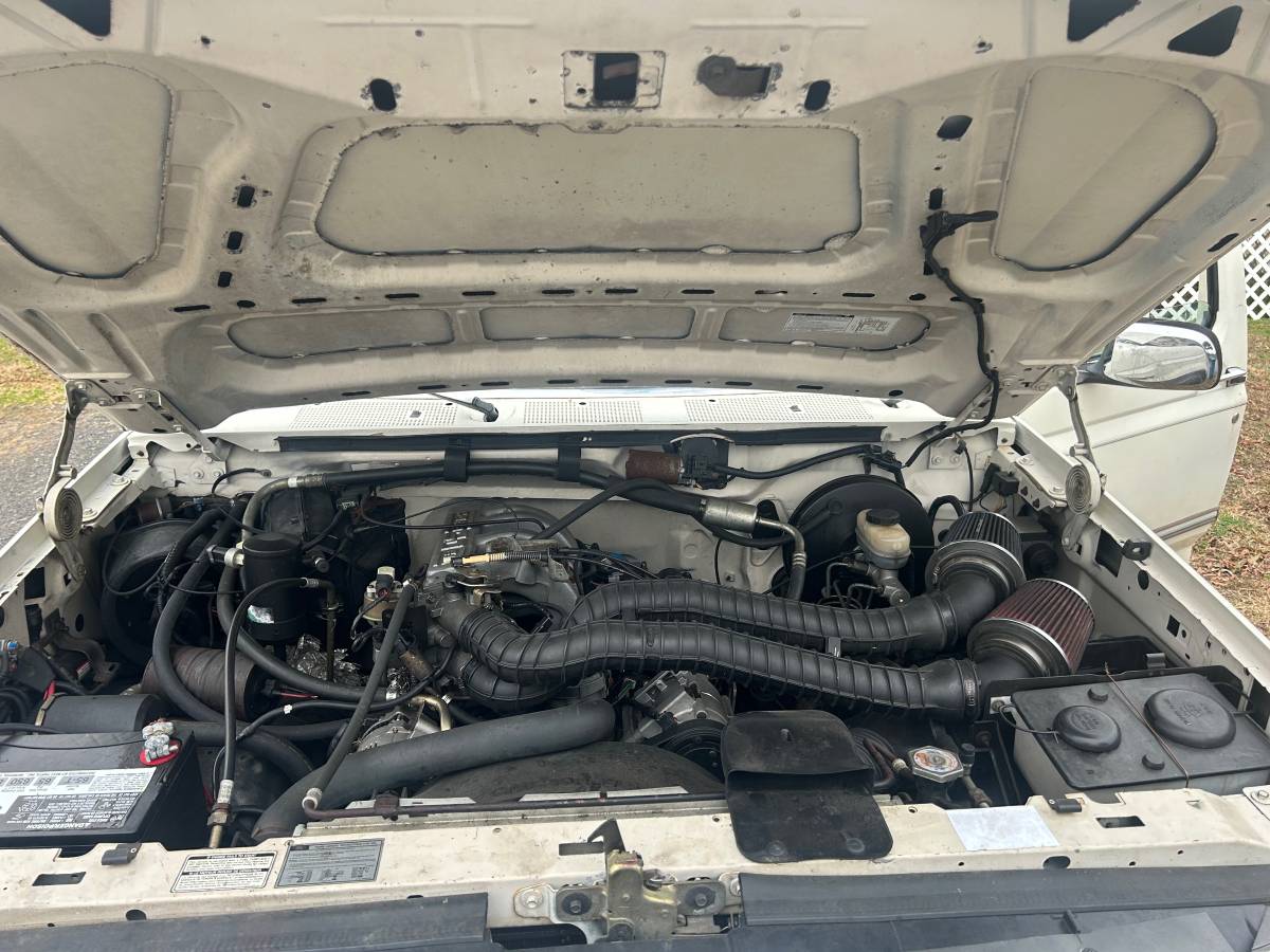 Ford-f-150-1993-white-2