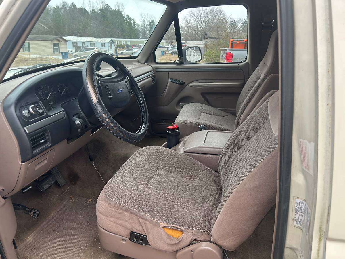 Ford-f-150-1993-white-5