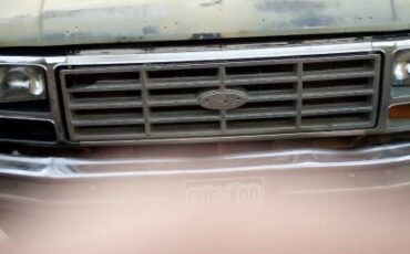 Ford-f-150-4-wd-pickup-1981-yellow-1