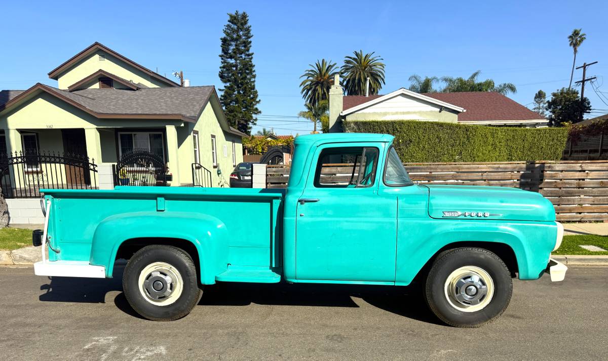 Ford-f-250-1960-custom-10