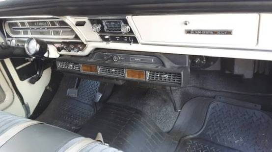 Ford-f-250-1972-custom-17