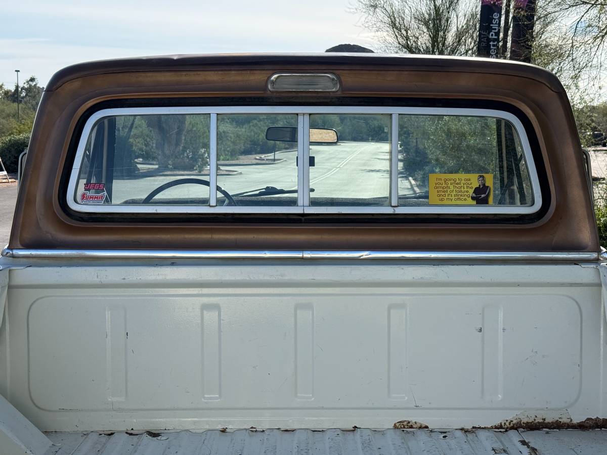 Ford-f-250-1972-custom-9