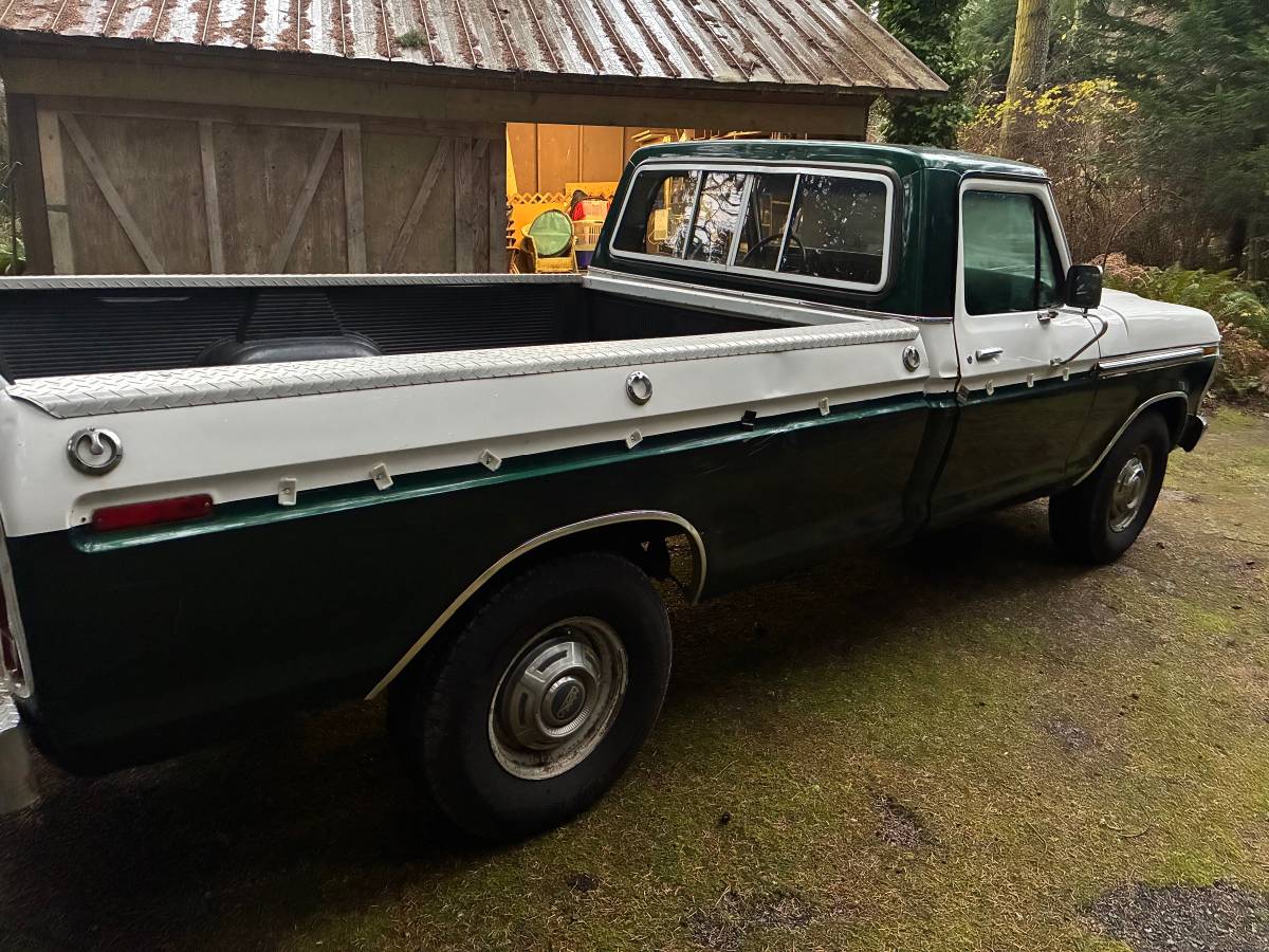Ford-f-250-1976-green