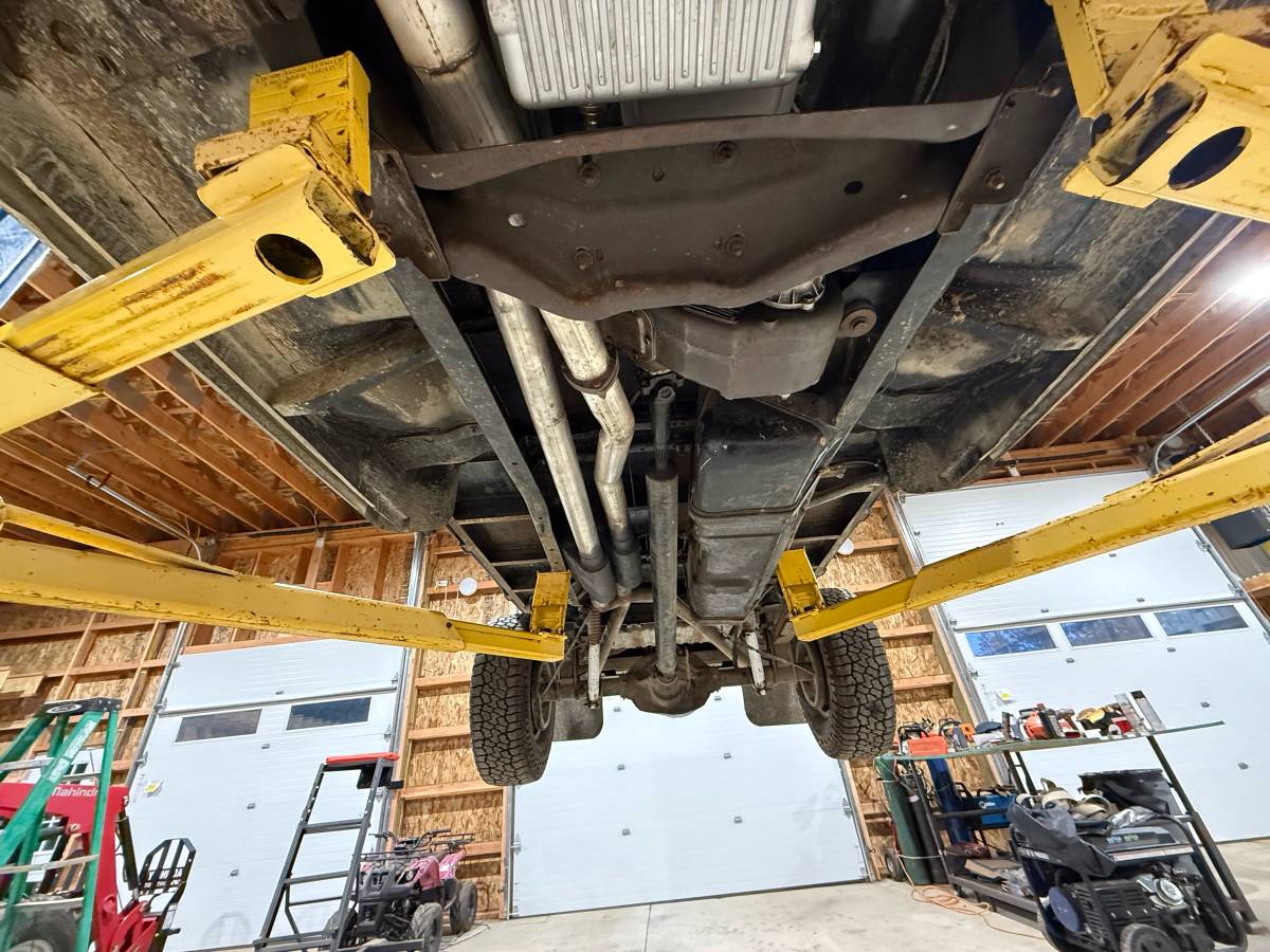 Ford-f-250-1978-green-10