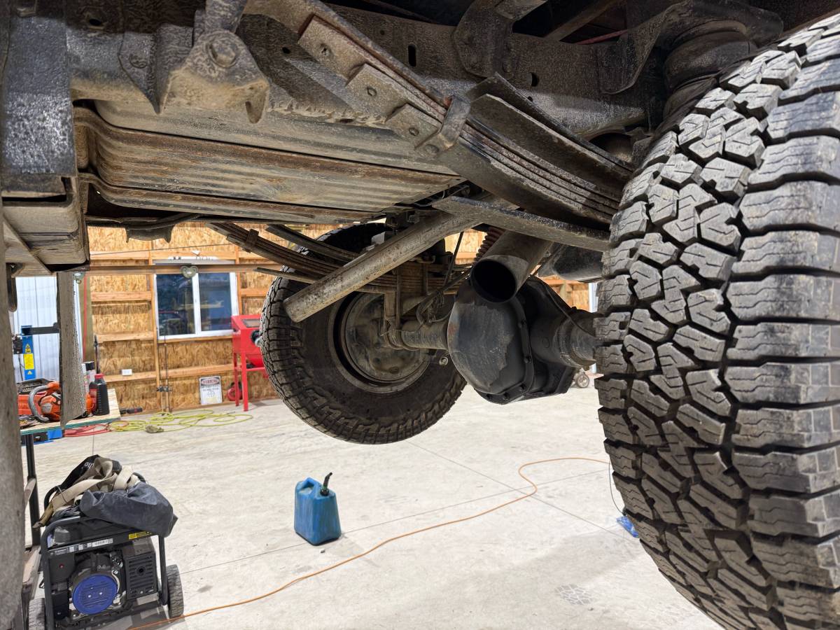 Ford-f-250-1978-green-16