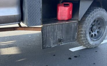 Ford-f-250-1978-grey-13