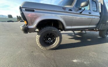 Ford-f-250-1978-grey-2