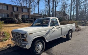Ford-f-250-1983-white