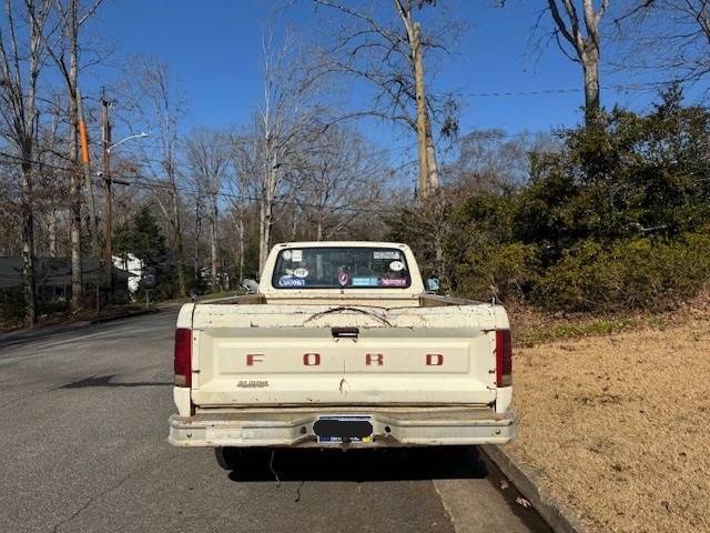 Ford-f-250-1983-white-5