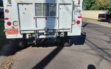 Ford-f-250-1986-white-3