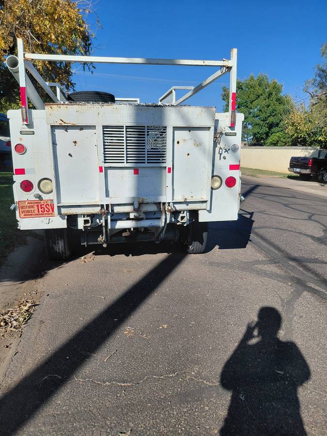 Ford-f-250-1986-white-3