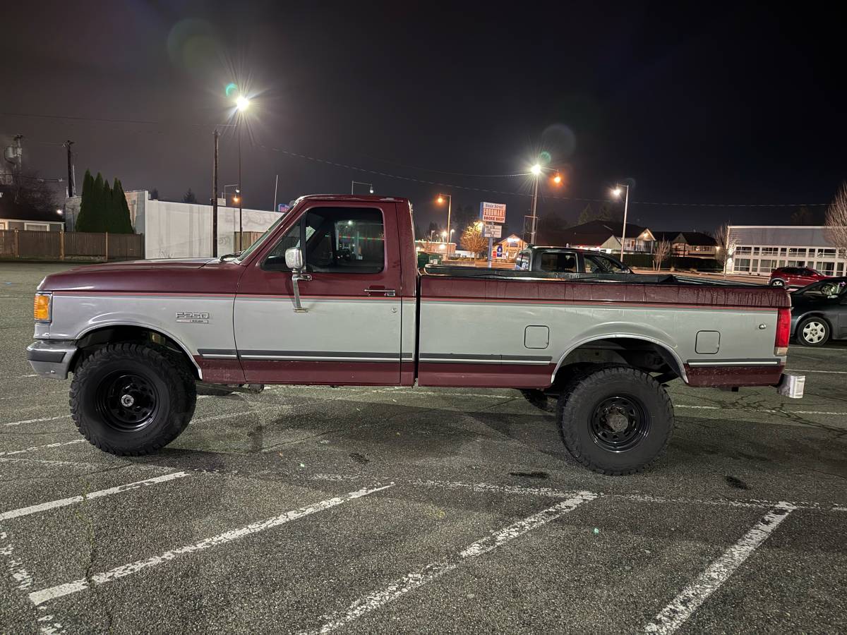 Ford-f-250-1989-red-2