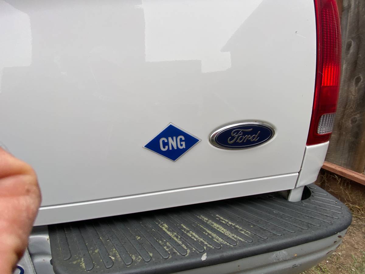 Ford-f-250-1989-white-18