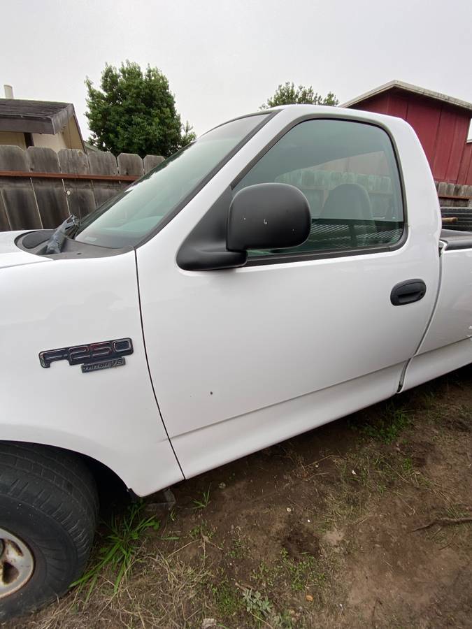 Ford-f-250-1989-white-5