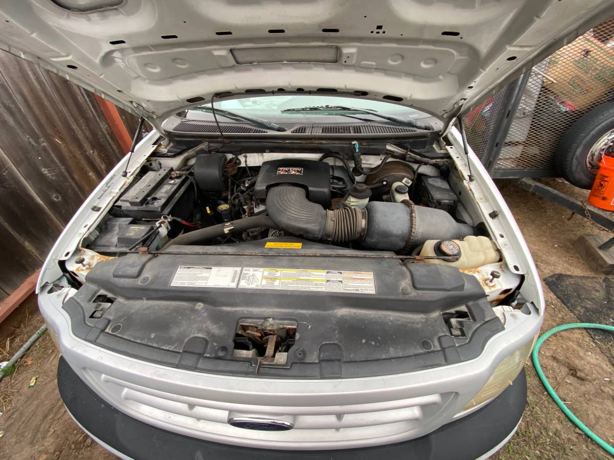 Ford-f-250-1989-white-6