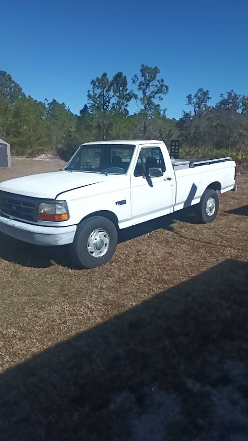 Ford-f-250-1993-white-4