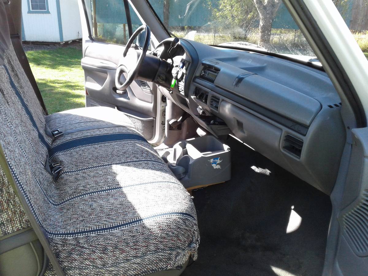 Ford-f-250-1996-white-1