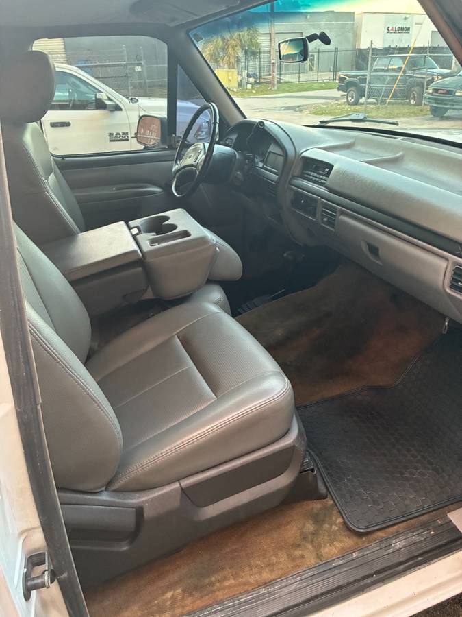 Ford-f-250-4x4-diesel-1996-white-6