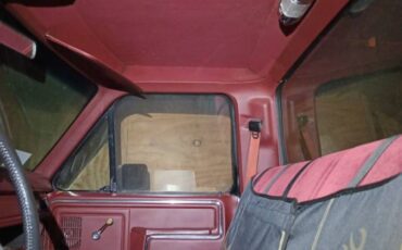 Ford-f-250-diesel-1985-black-3