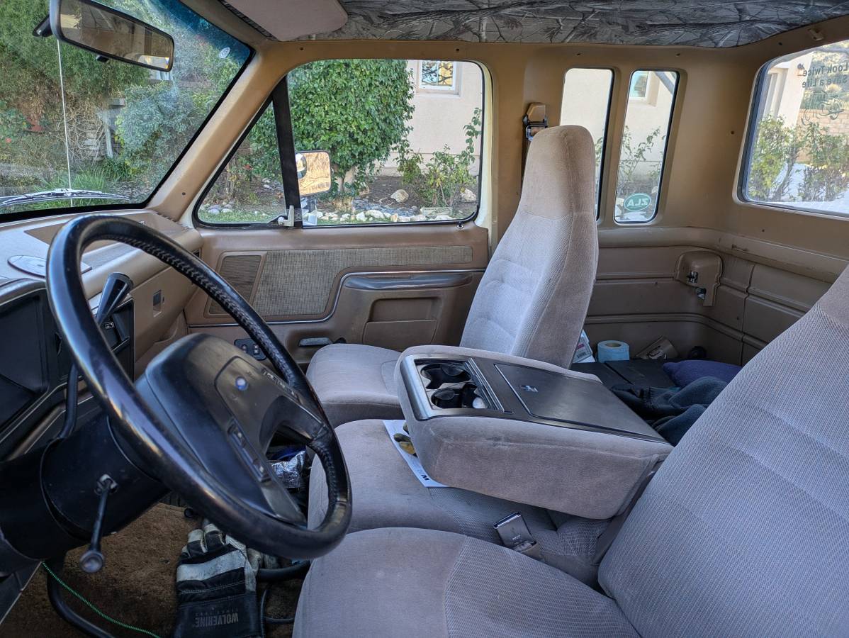 Ford-f-250-diesel-1991-white-6