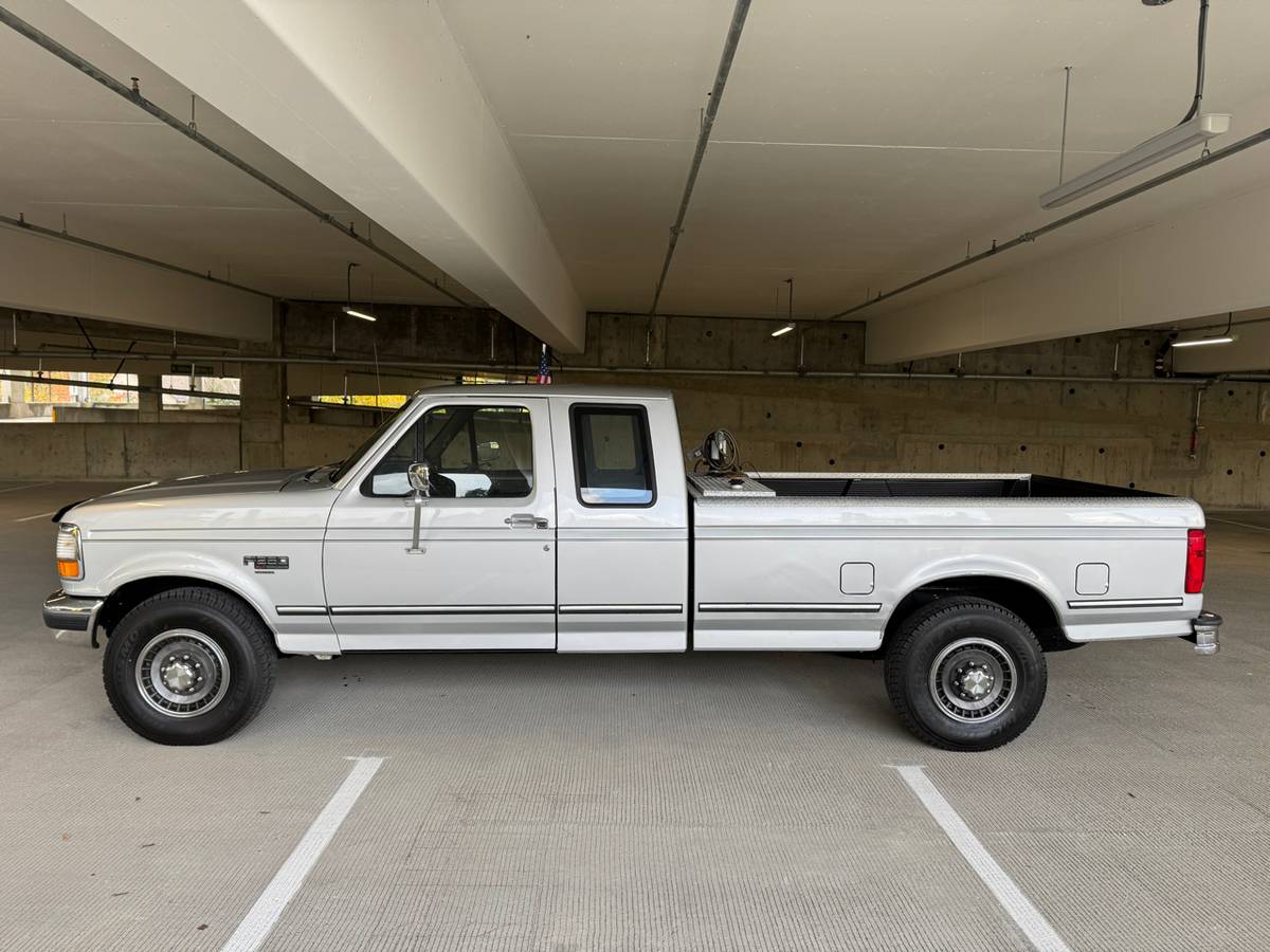 Ford-f-250-diesel-1993-silver-4