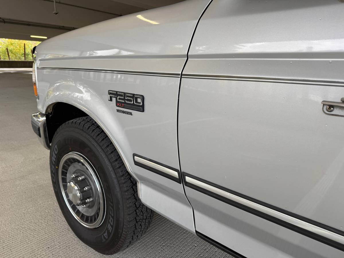 Ford-f-250-diesel-1993-silver-5