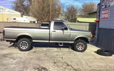 Ford-f-250-lariat-1990-silver