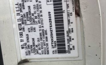 Ford-f-250-square-body-1996-white-4