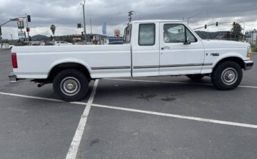 Ford-f-250-square-body-1996-white-7