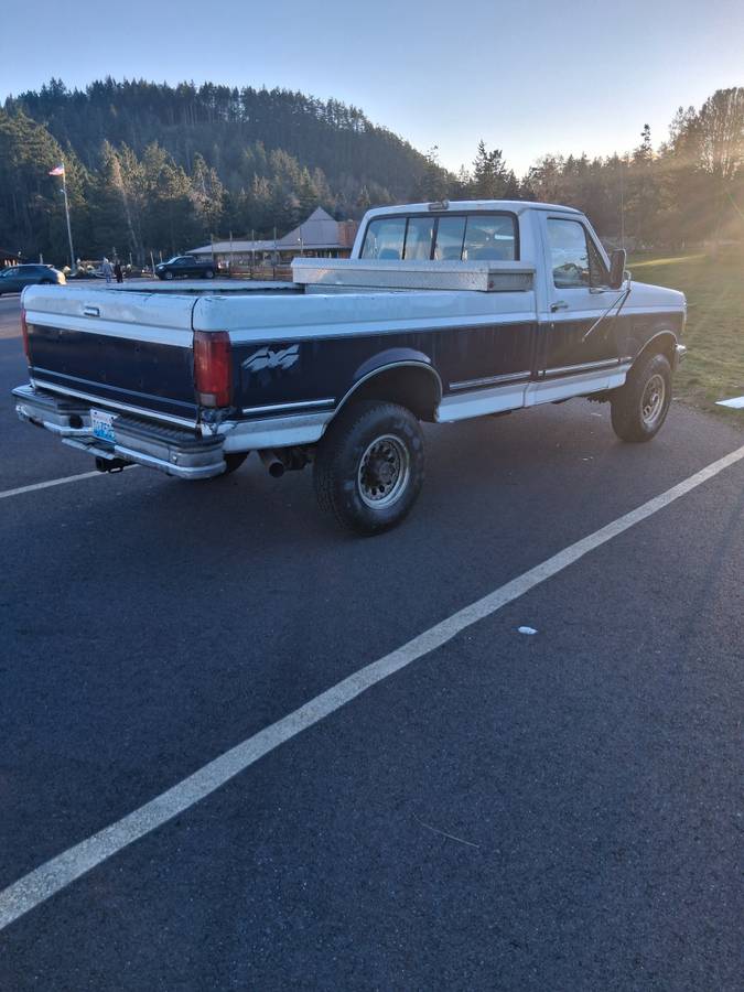 Ford-f-250-xlt-diesel-1992-white-2