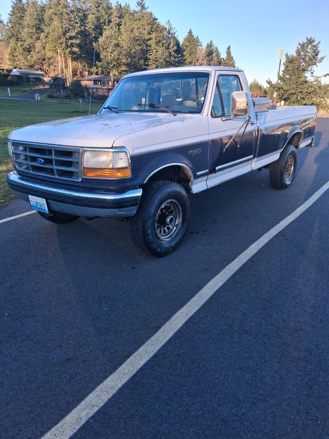 Ford-f-250-xlt-diesel-1992-white